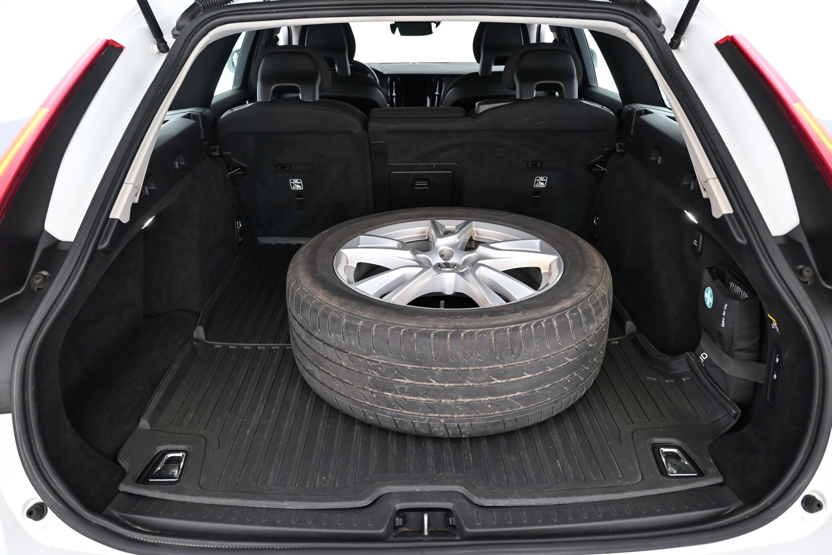 VOLVO V90 Cross Country 2018