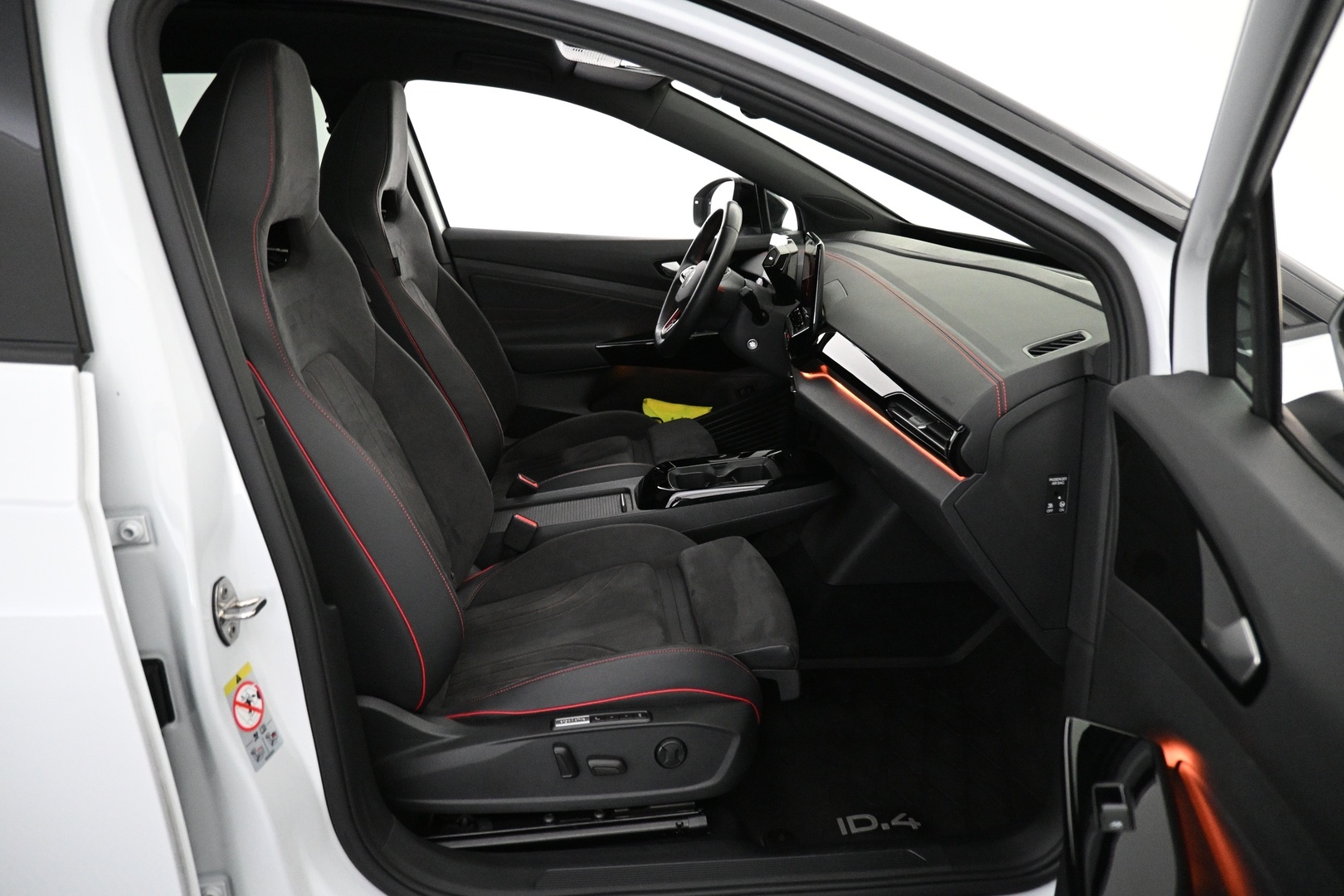 VOLKSWAGEN ID.4 2023