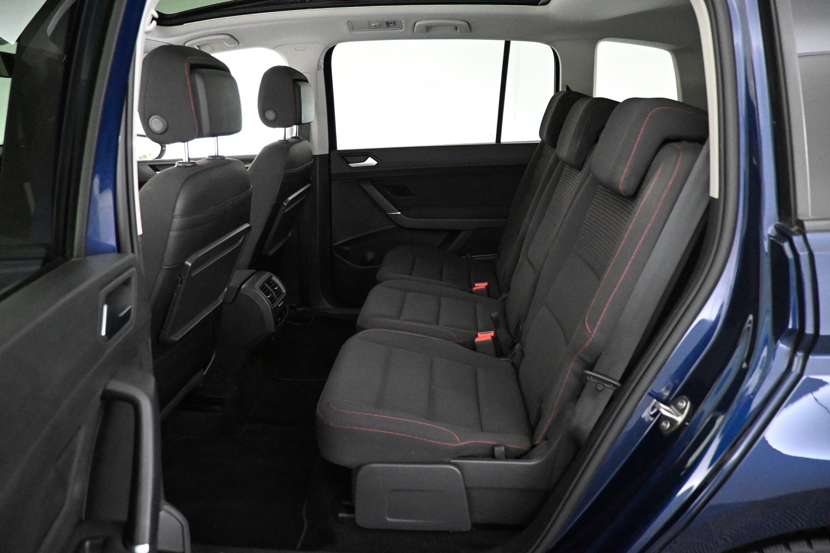 VOLKSWAGEN Touran 2018