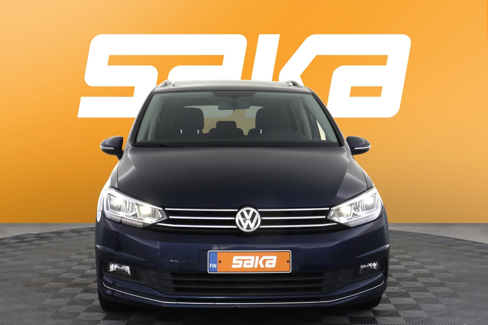 VOLKSWAGEN Touran 2018