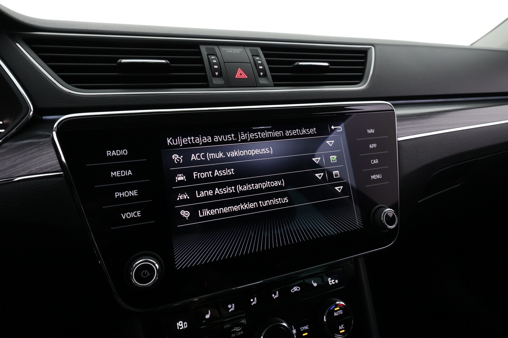 SKODA Superb 2023