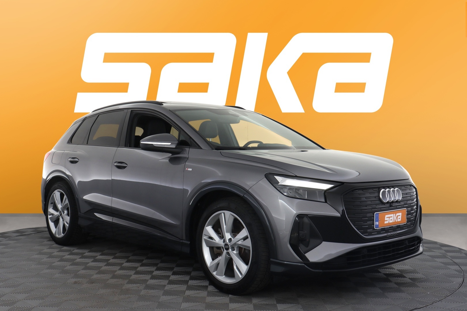 AUDI Q4 e-tron 2022