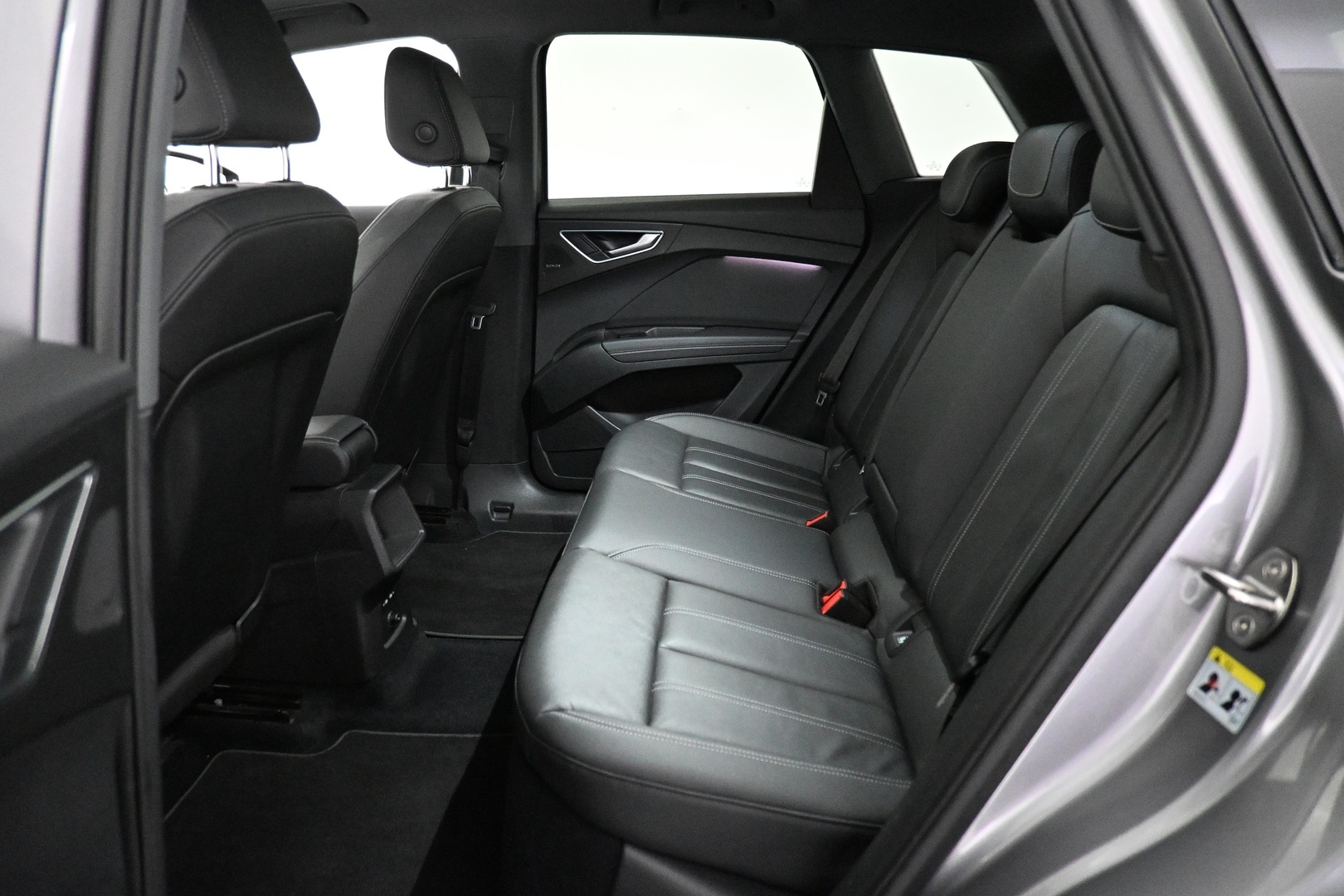 AUDI Q4 e-tron 2022