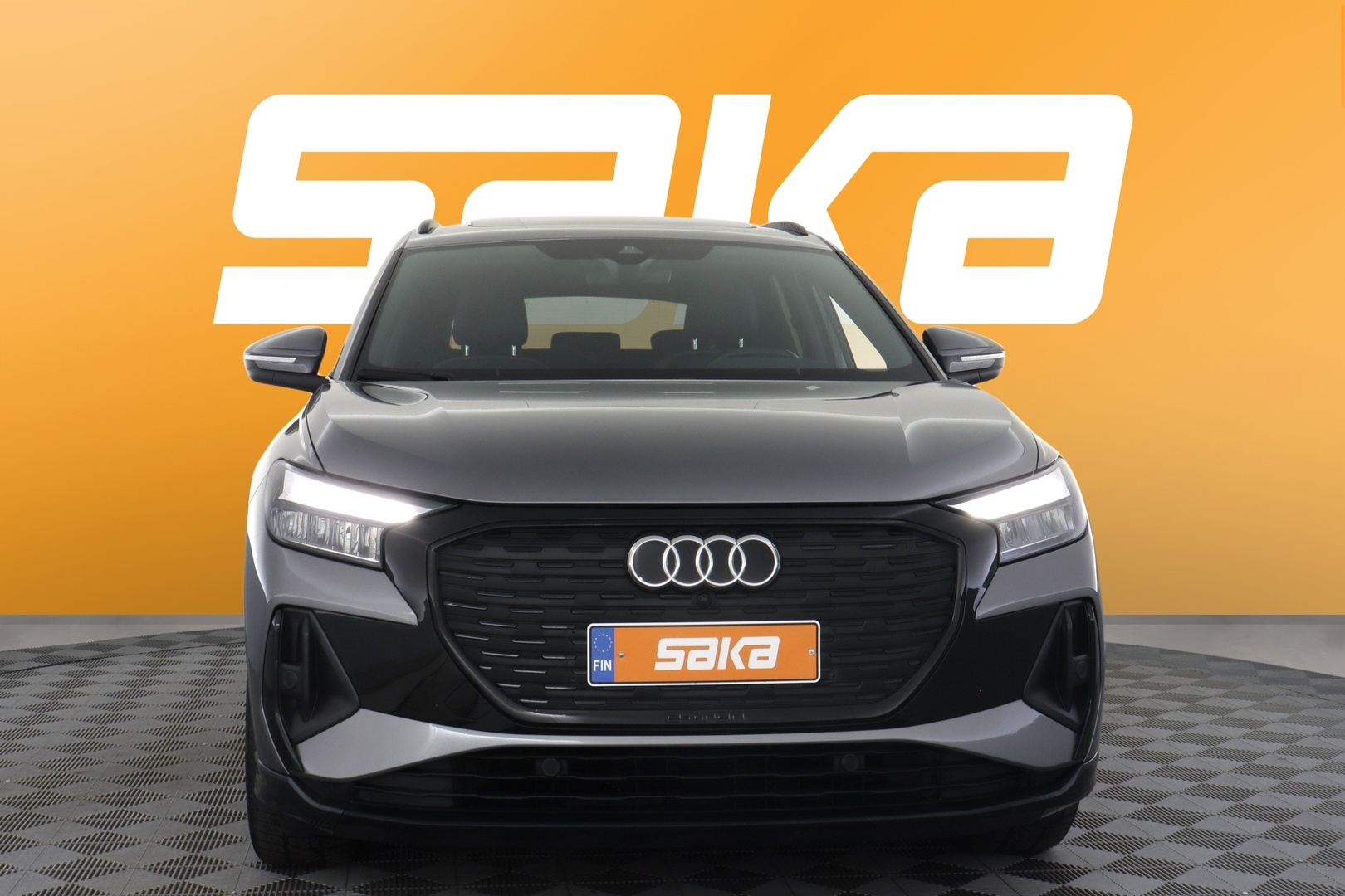 AUDI Q4 e-tron 2022