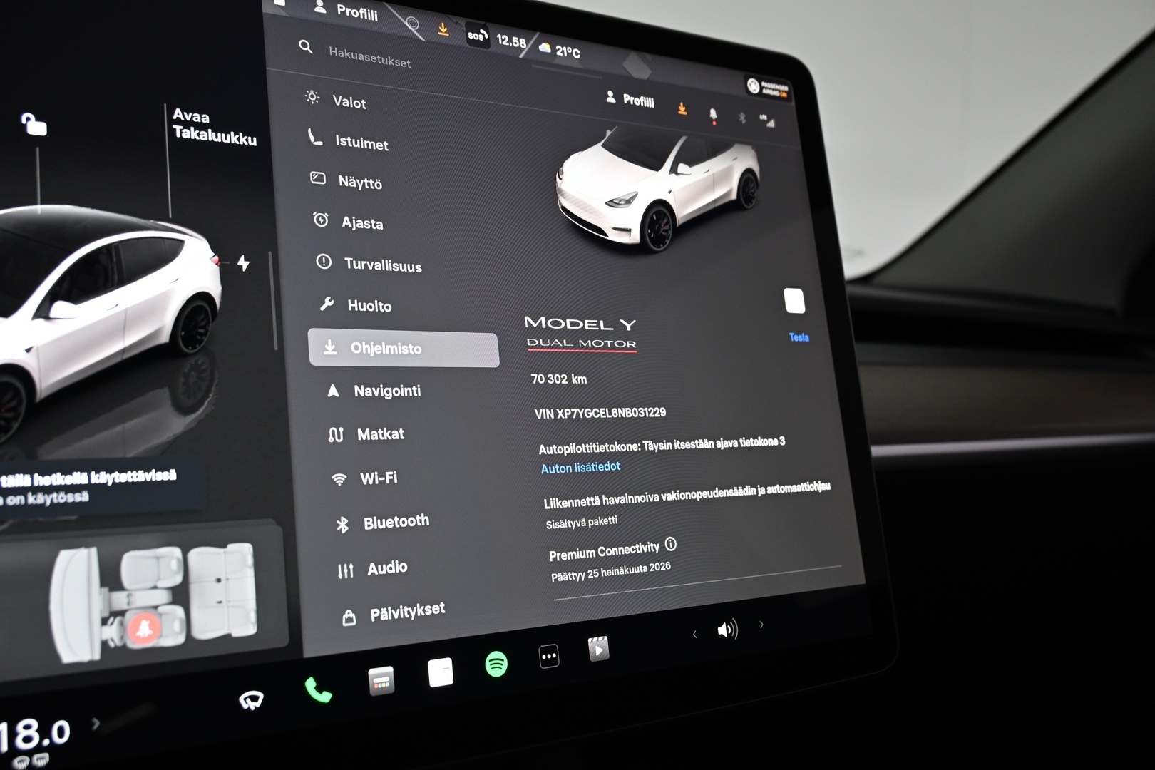 TESLA Model Y 2022