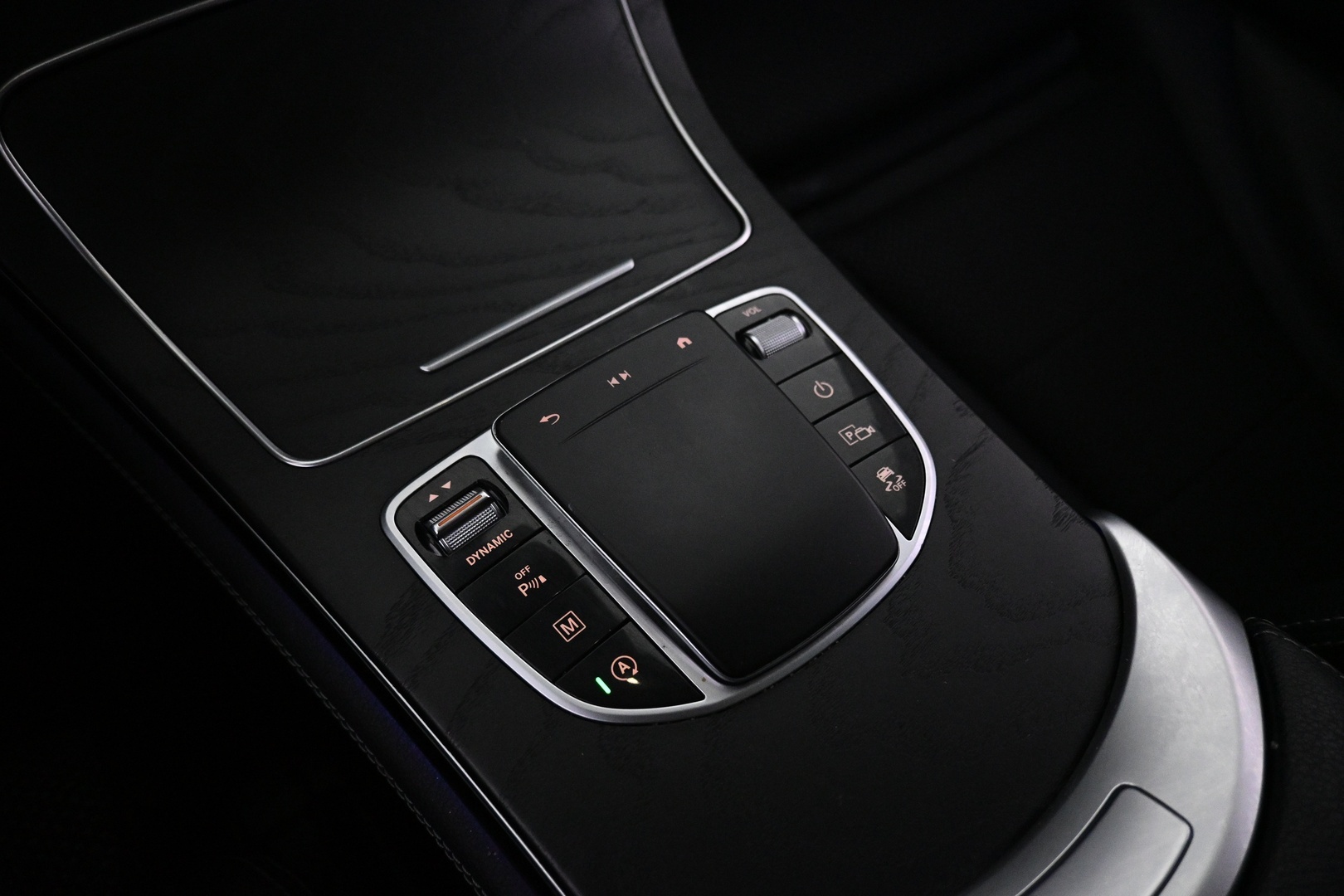 MERCEDES-BENZ GLC 2020