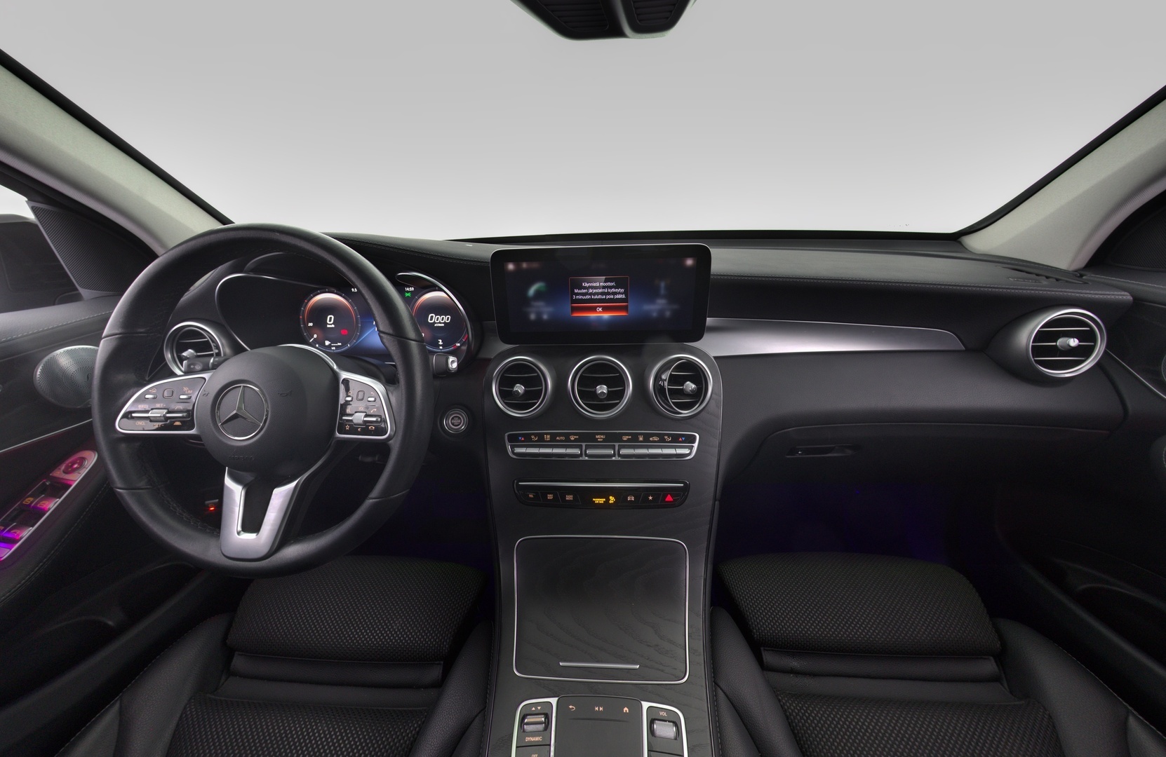 MERCEDES-BENZ GLC 2020