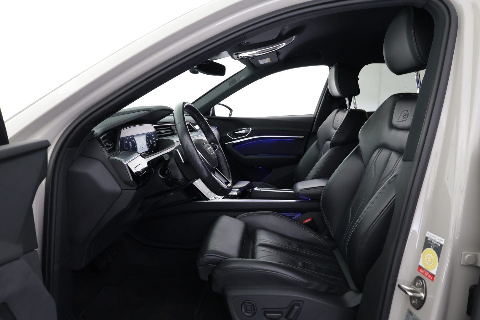 AUDI e-tron 2022