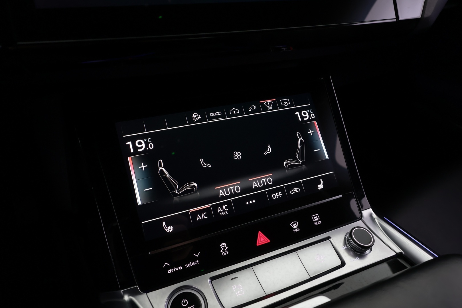 AUDI e-tron 2022