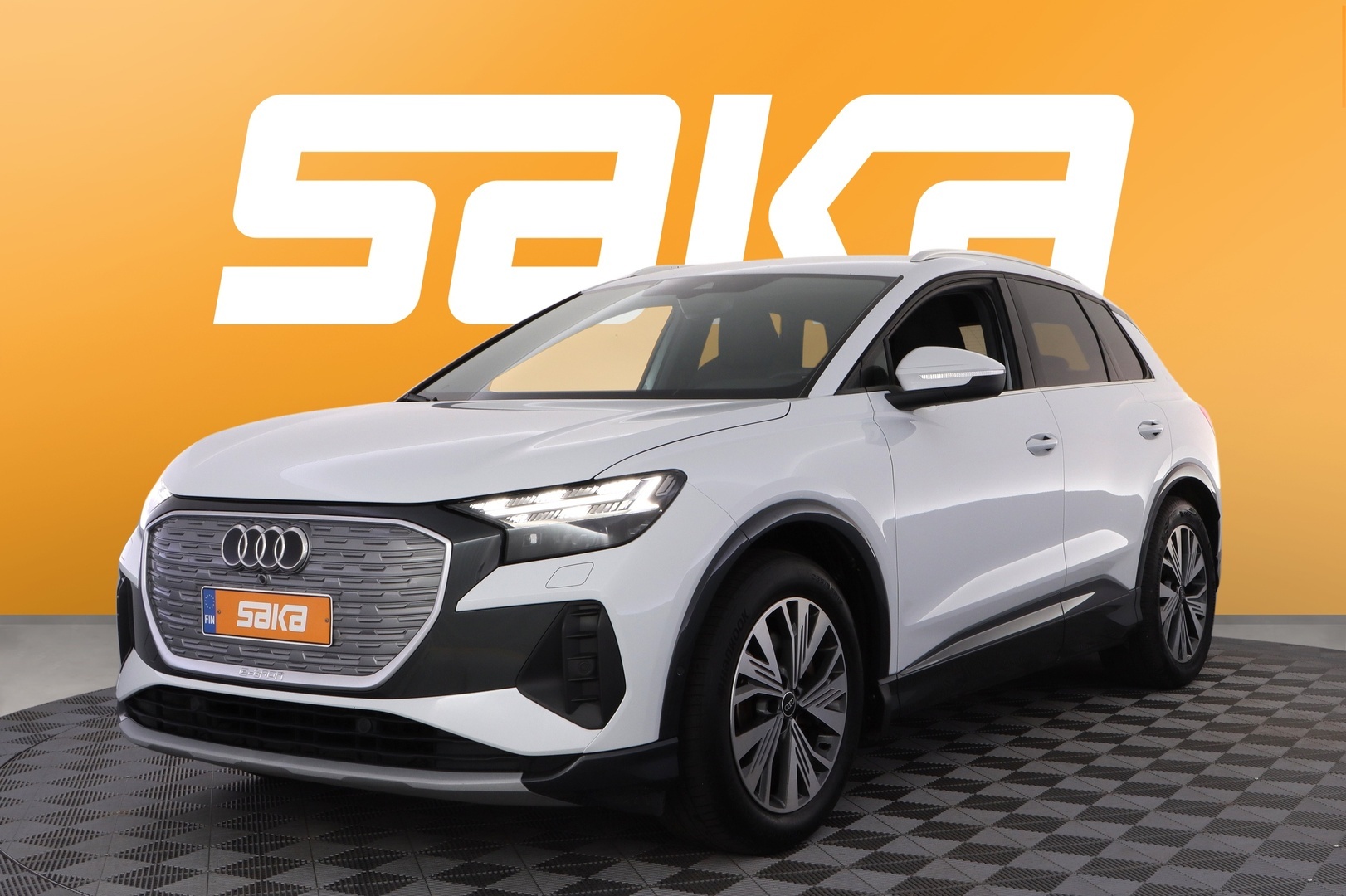 AUDI Q4 e-tron 2023