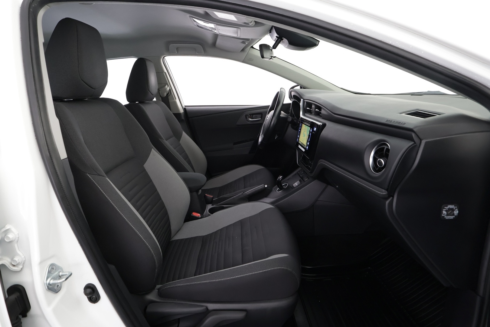 TOYOTA Auris 2017