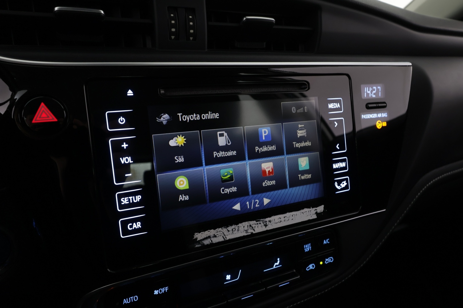 TOYOTA Auris 2017