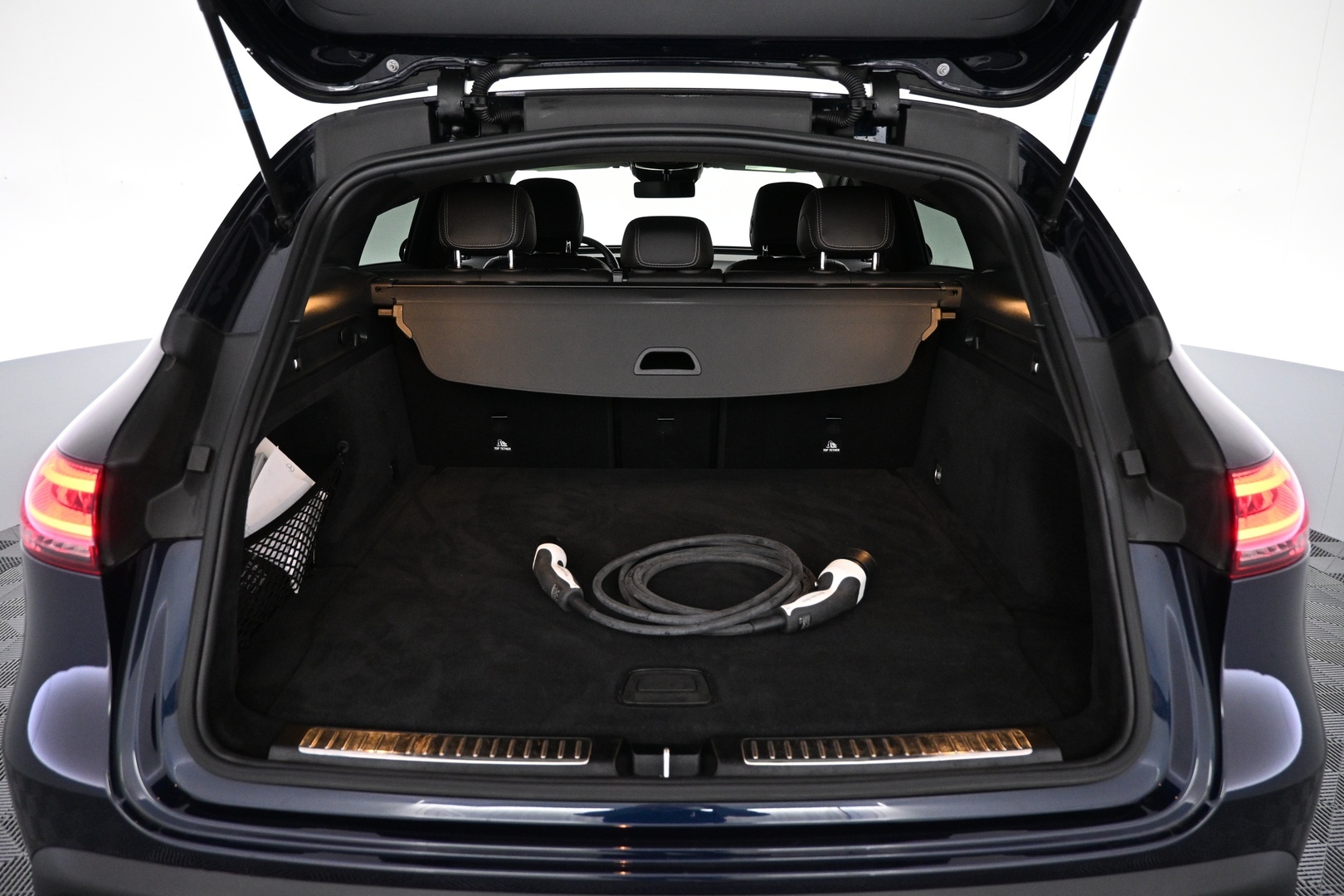 MERCEDES-BENZ EQC 2022