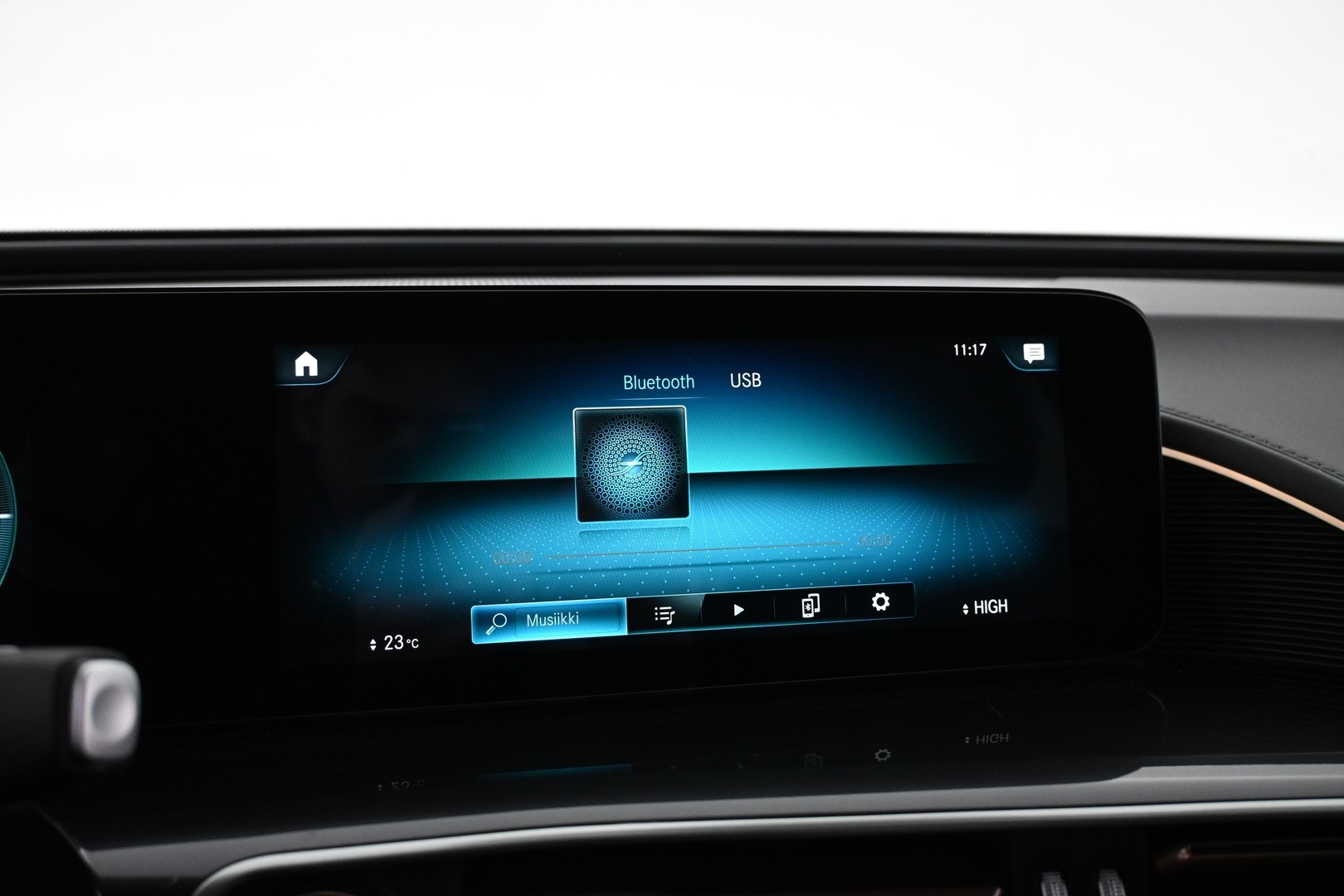 MERCEDES-BENZ EQC 2022