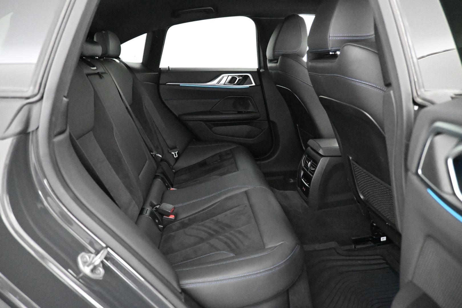 BMW i4 2023