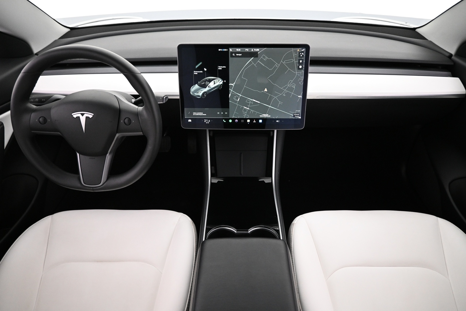 TESLA Model 3 2020
