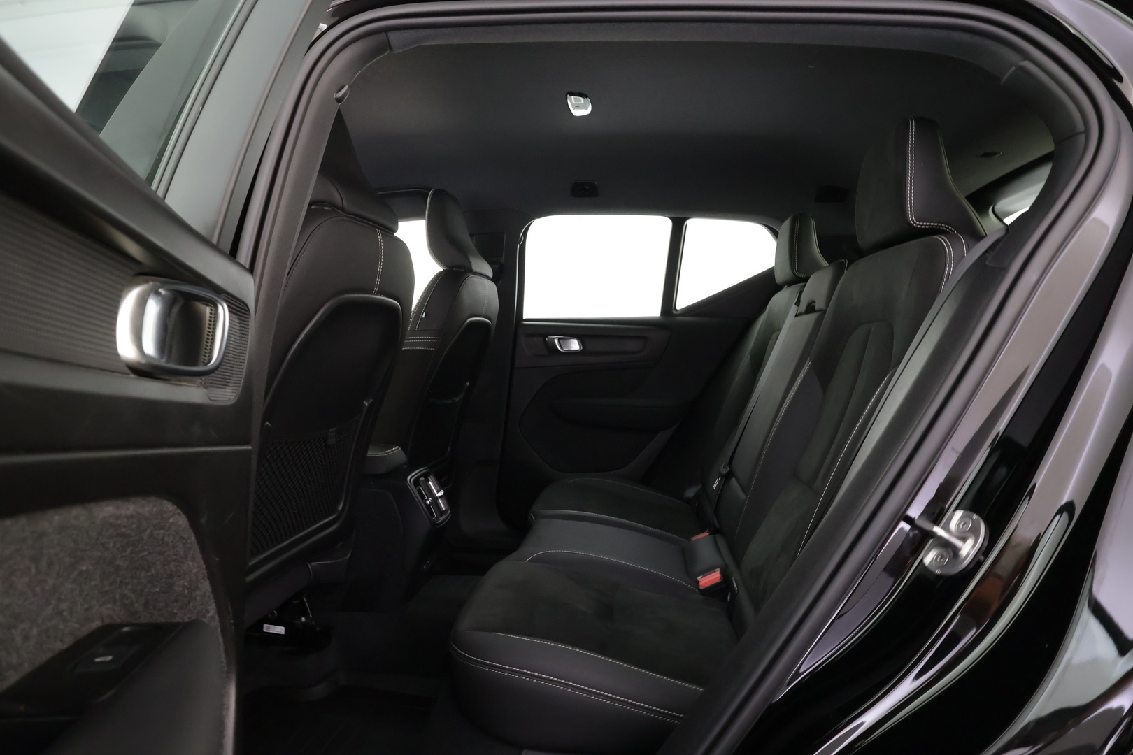 VOLVO XC40 2022
