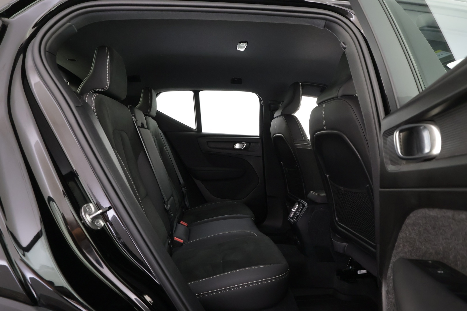 VOLVO XC40 2022