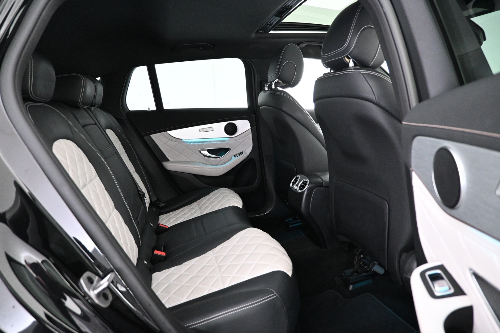 MERCEDES-BENZ EQC 2023