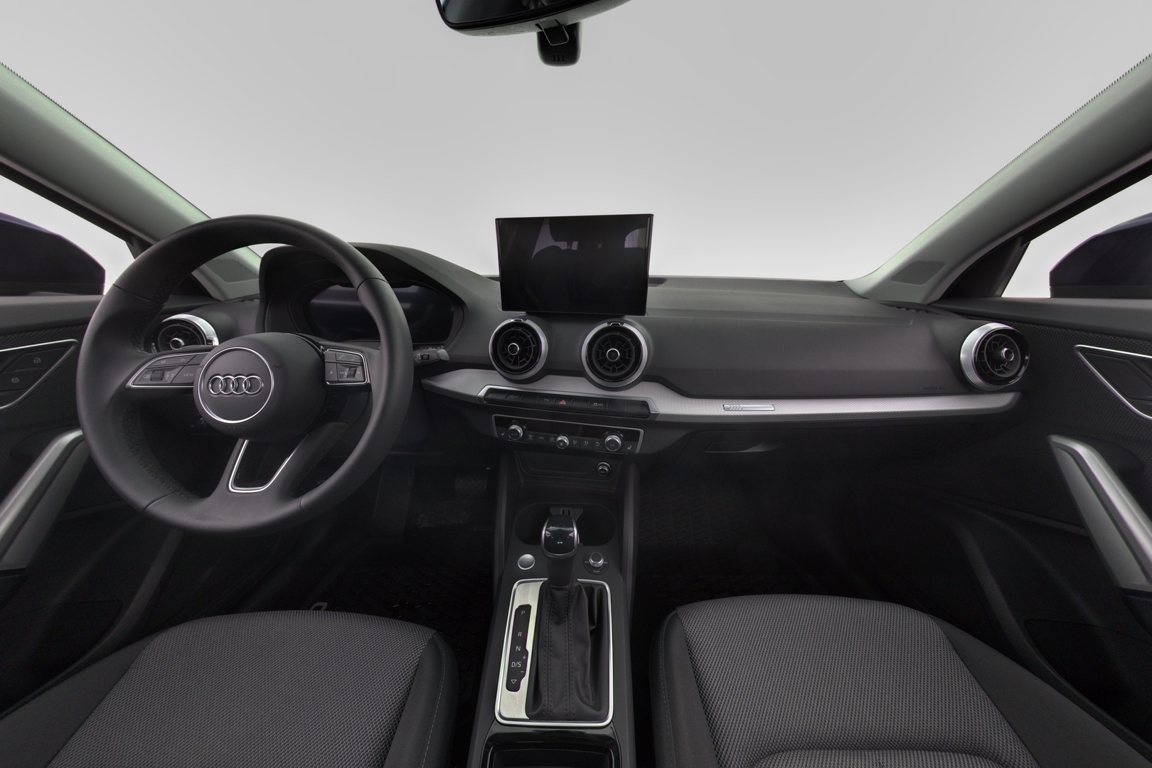 AUDI Q2 2024