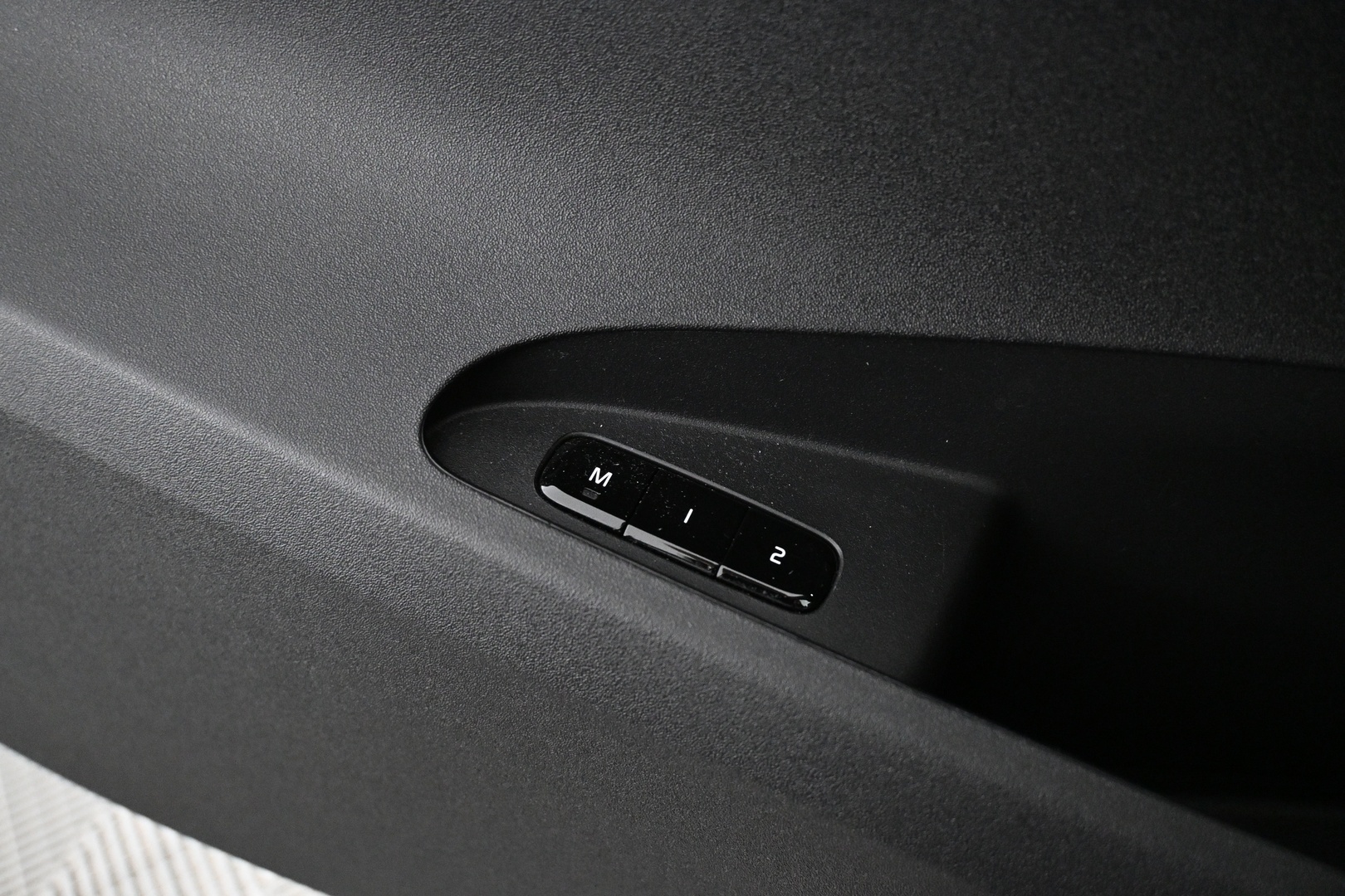POLESTAR 2 2023