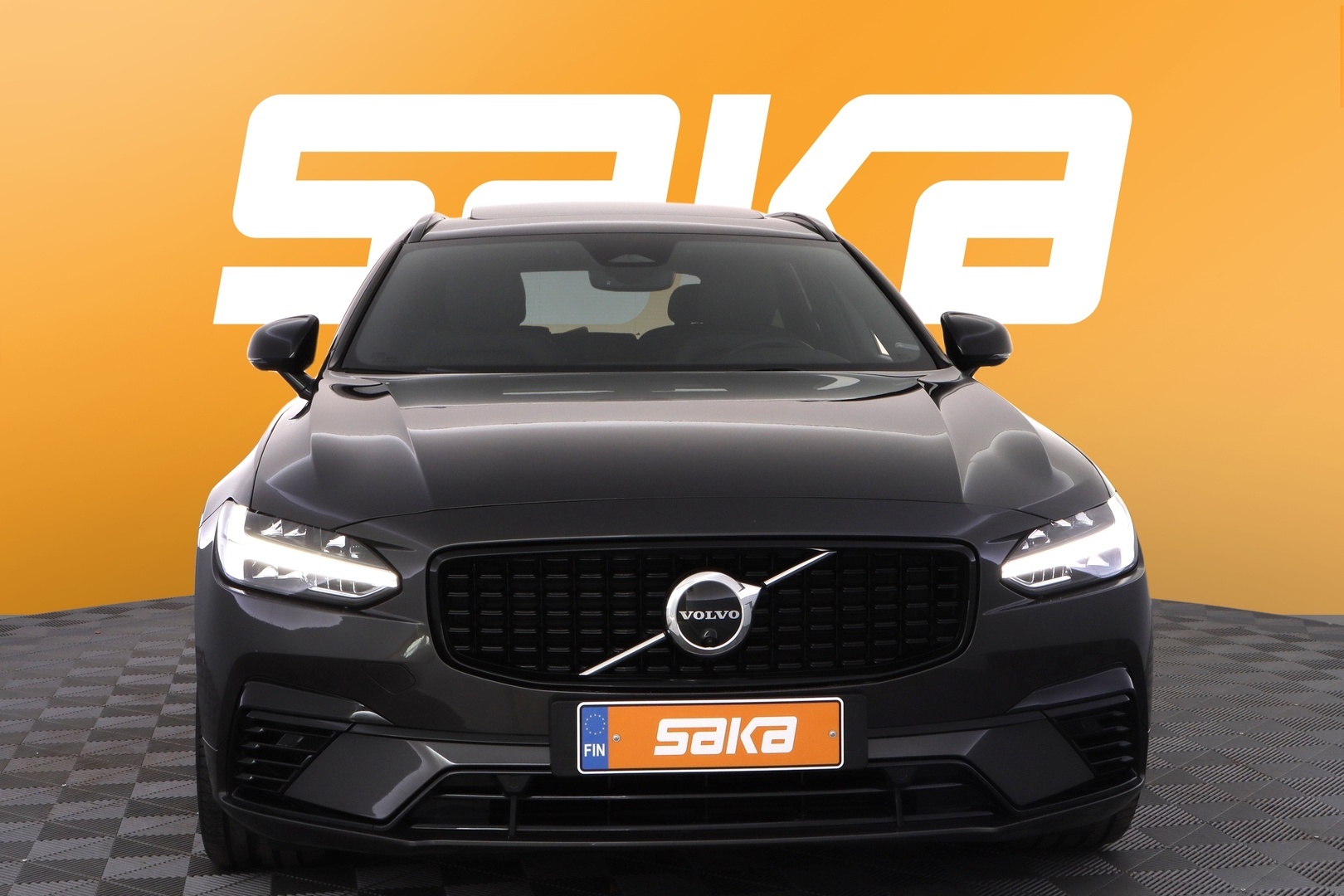 VOLVO V90 2022