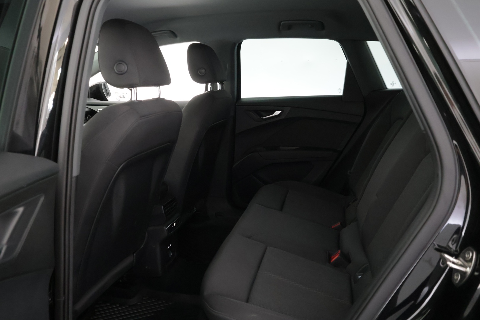 AUDI Q4 e-tron 2023