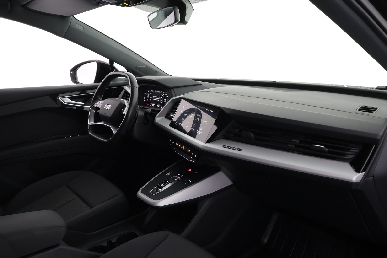 AUDI Q4 e-tron 2023