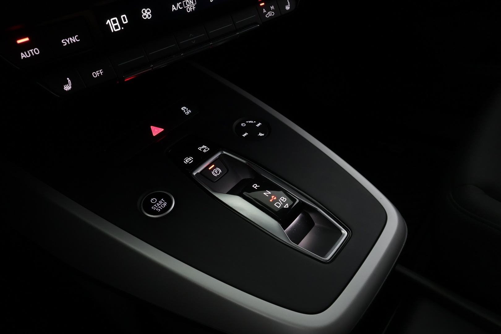 AUDI Q4 e-tron 2023