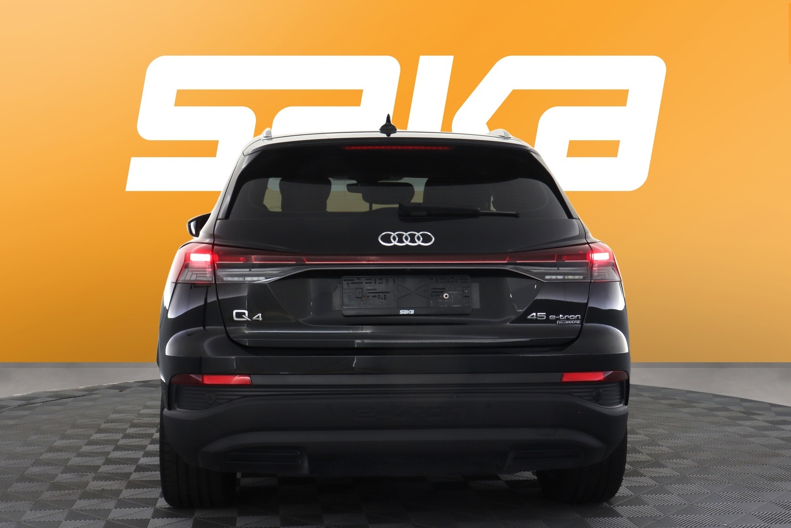 AUDI Q4 e-tron 2023
