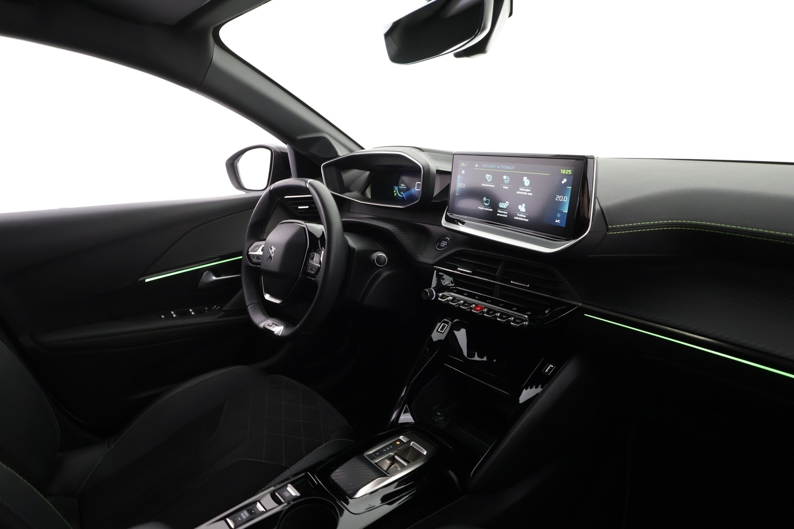 PEUGEOT e-208 2022