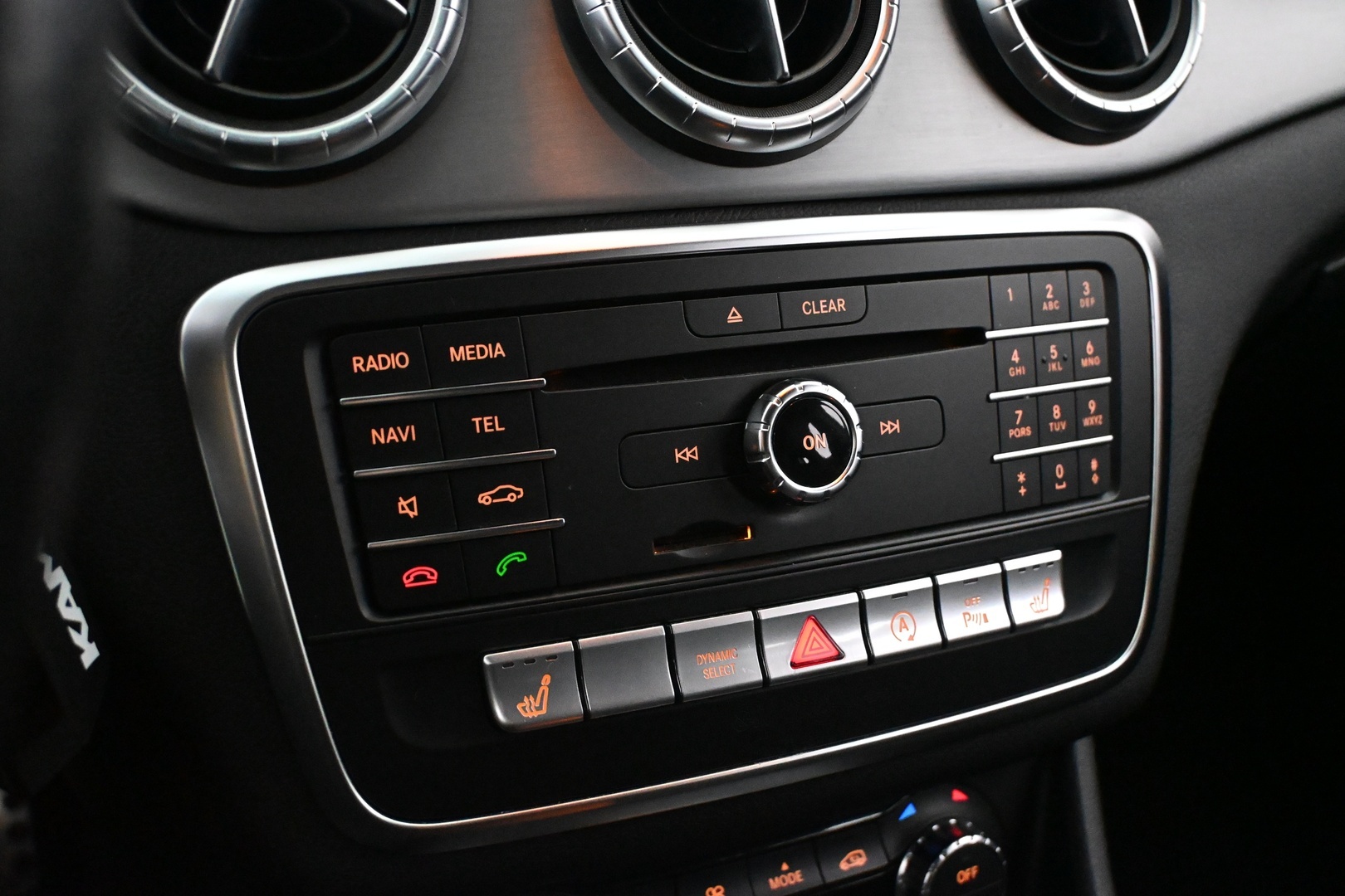 MERCEDES-BENZ CLA 2017