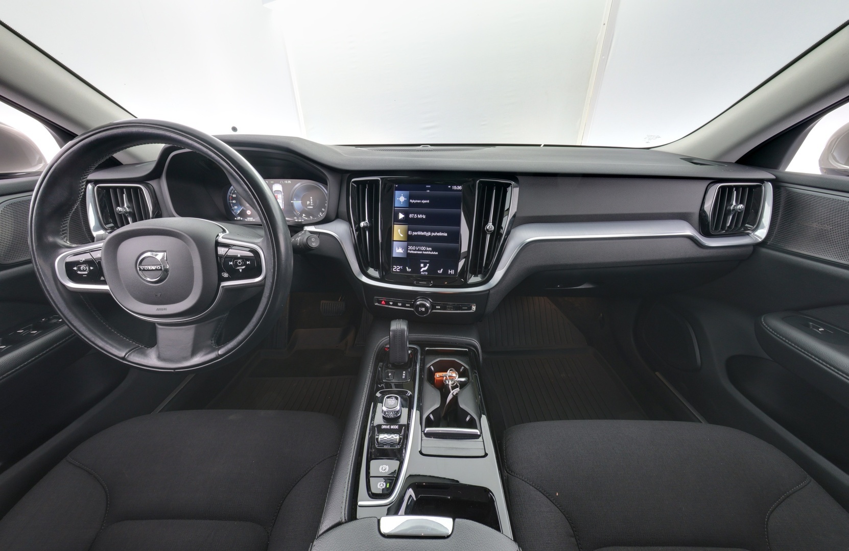 VOLVO V60 2021