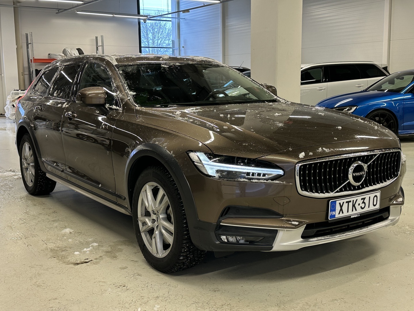 VOLVO V90 Cross Country 2018