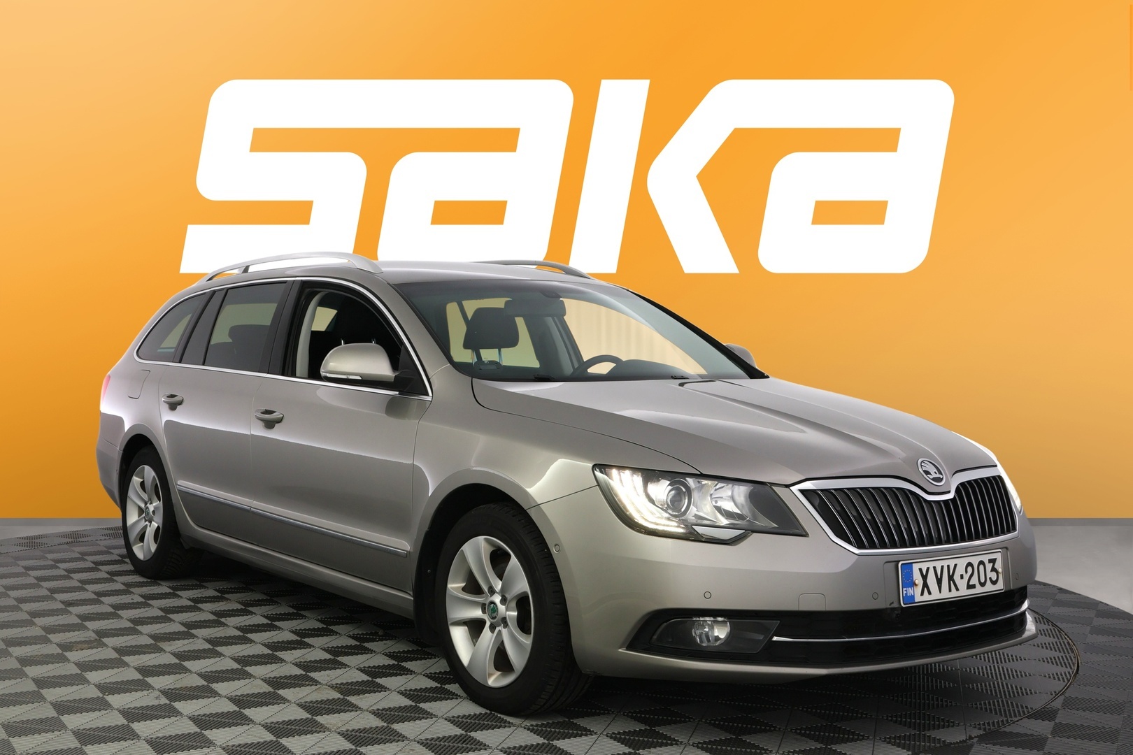 SKODA Superb 2014