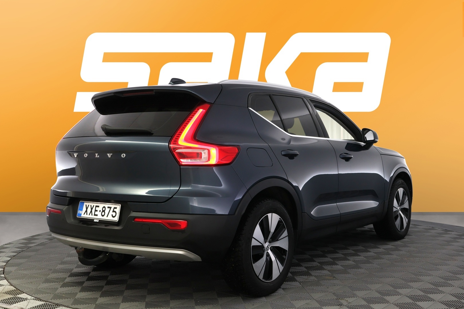 VOLVO XC40 2021