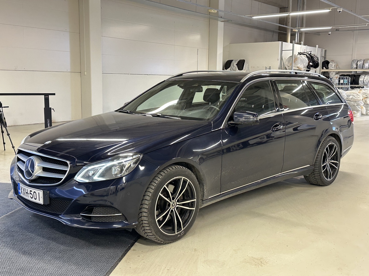 MERCEDES-BENZ E 2016