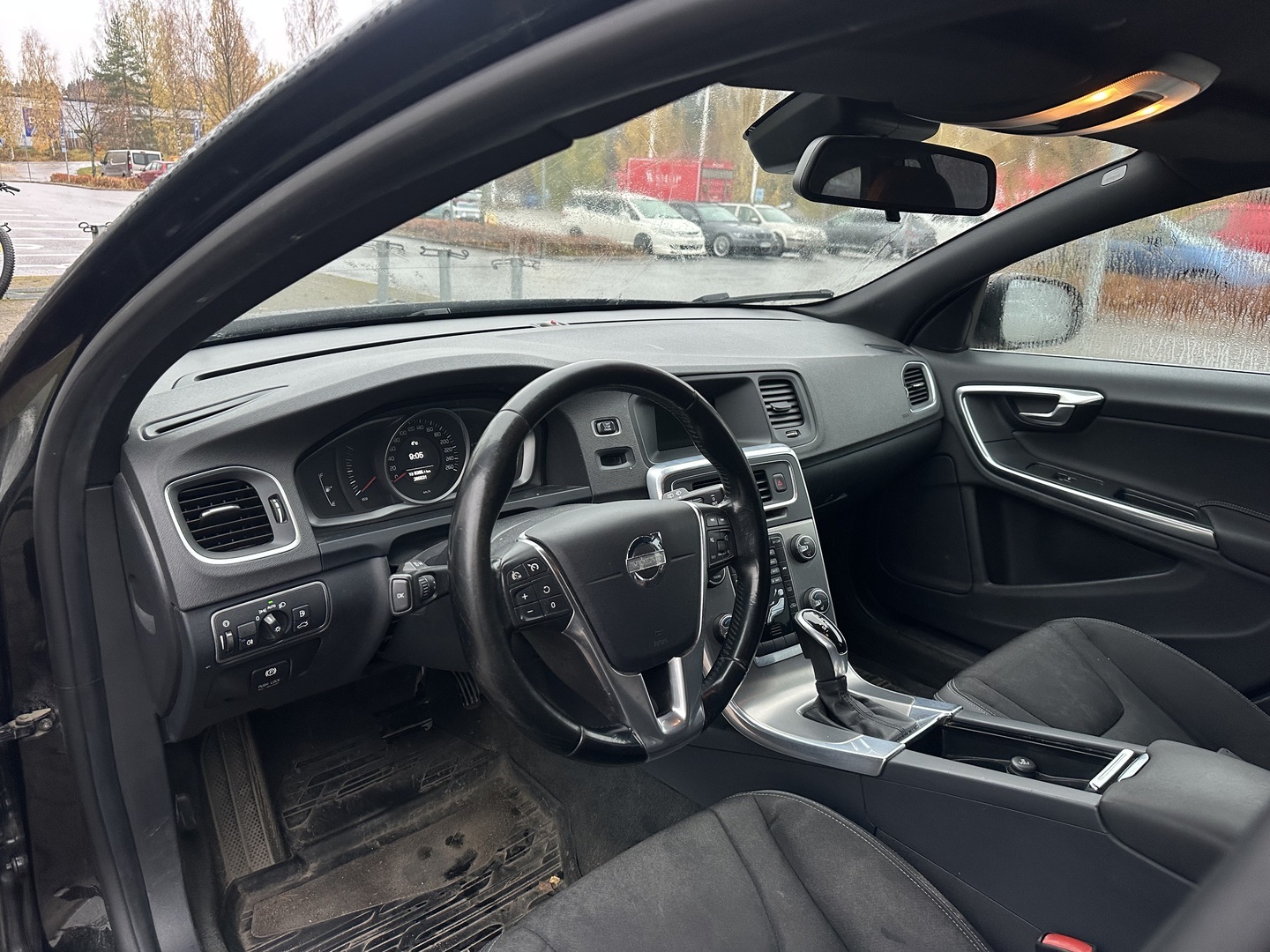 VOLVO V60 2014