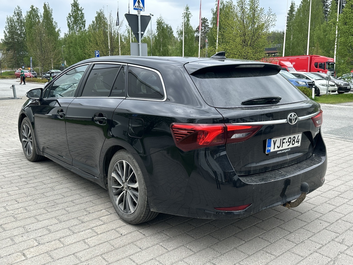 TOYOTA Avensis 2016