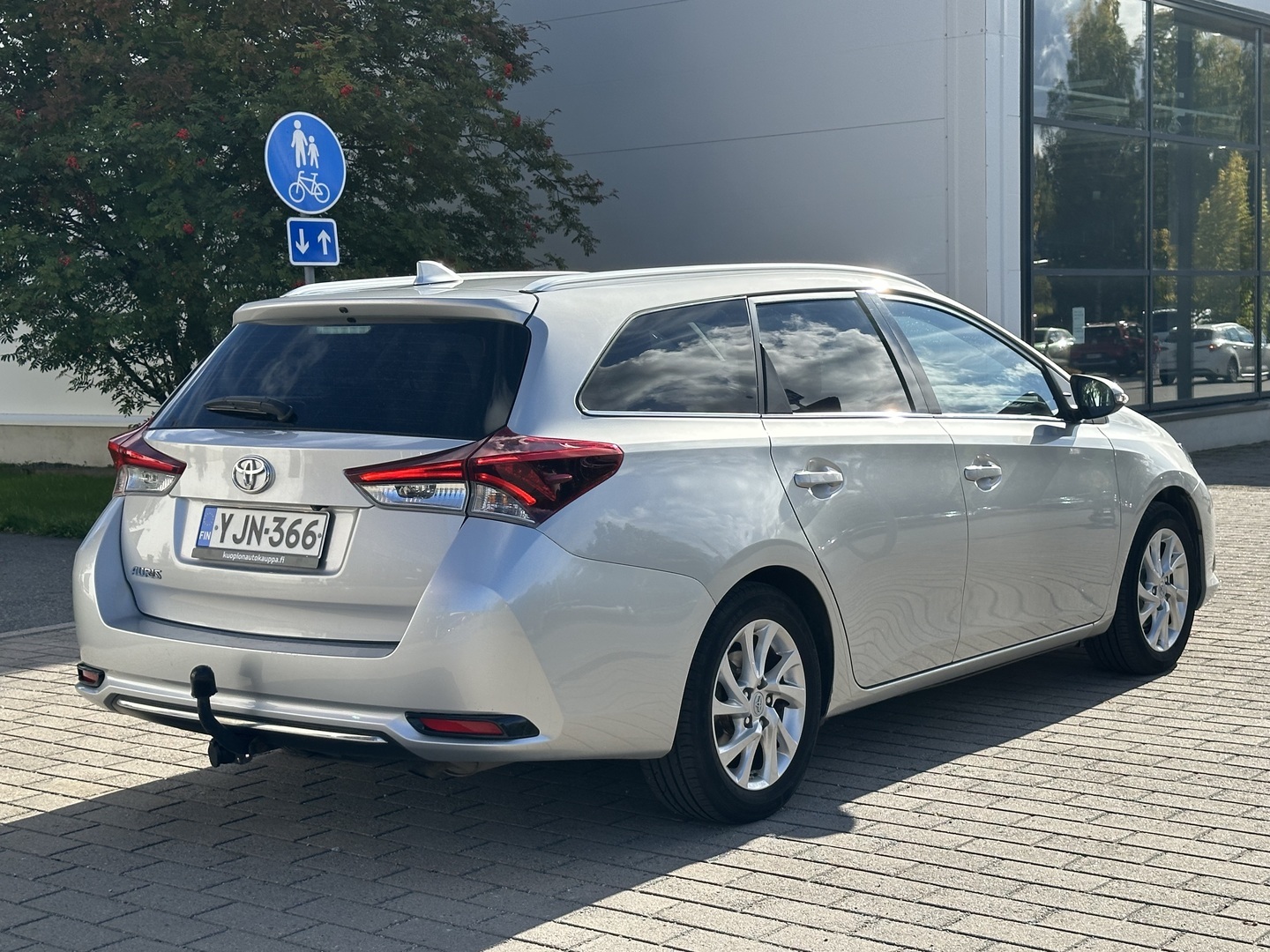 TOYOTA Auris 2017