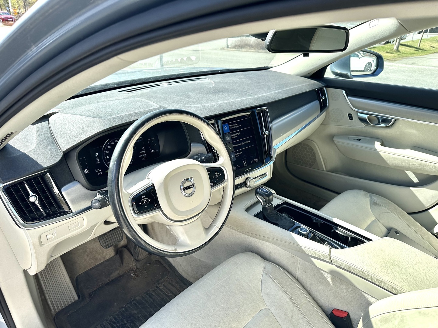 VOLVO V90 2017