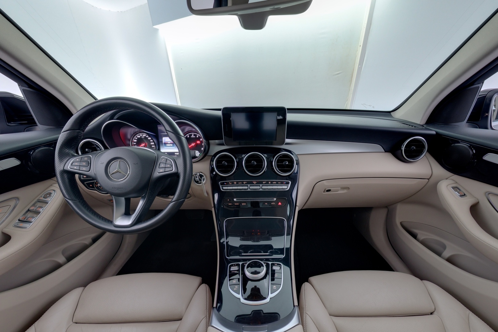 MERCEDES-BENZ GLC 2018