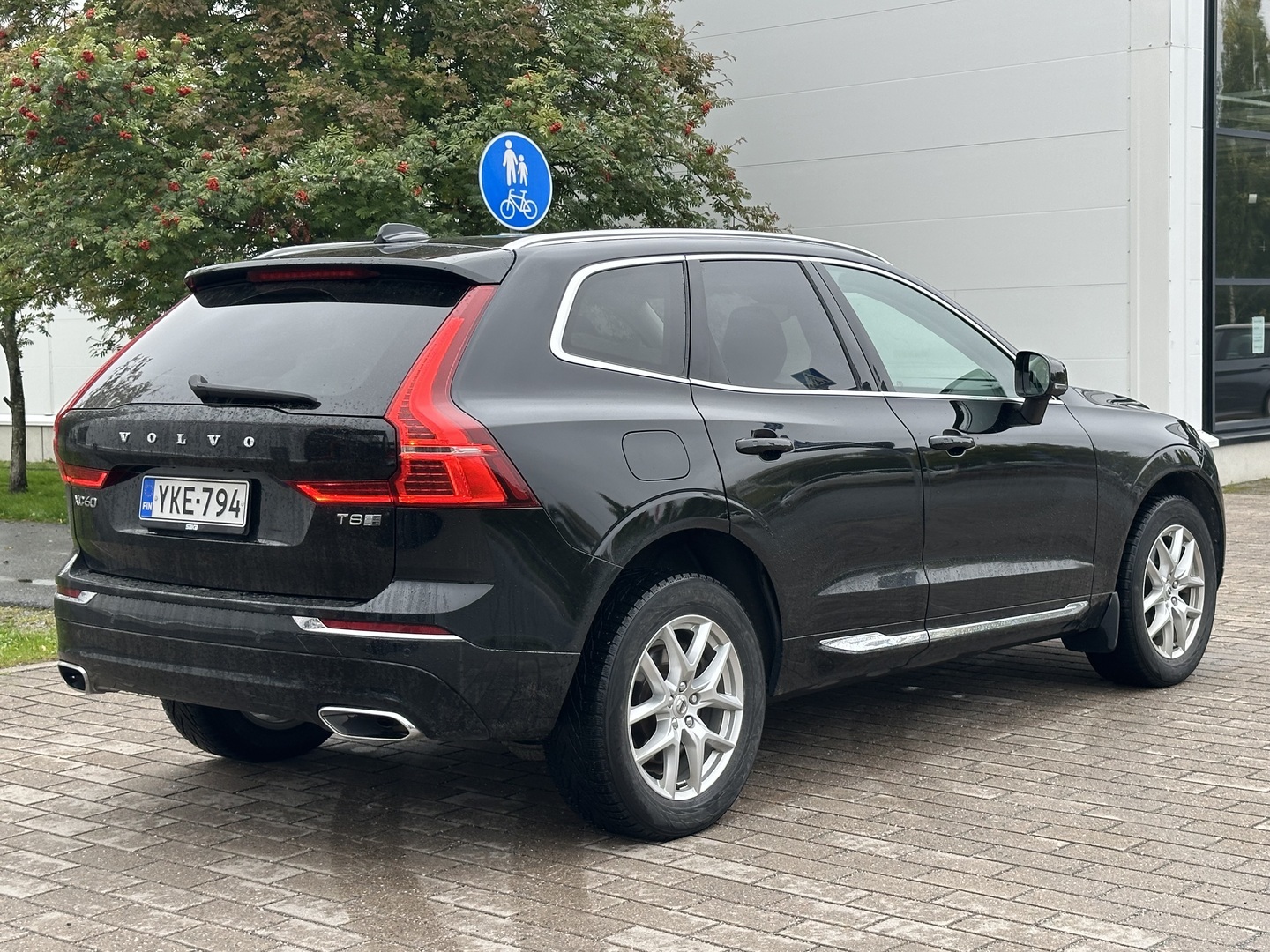 VOLVO XC60 2019