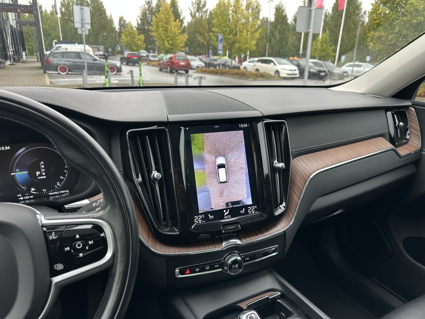 VOLVO XC60 2019