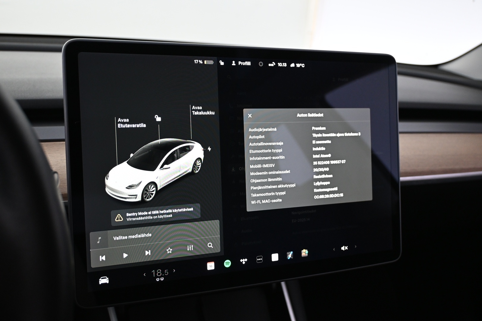 TESLA Model 3 2020
