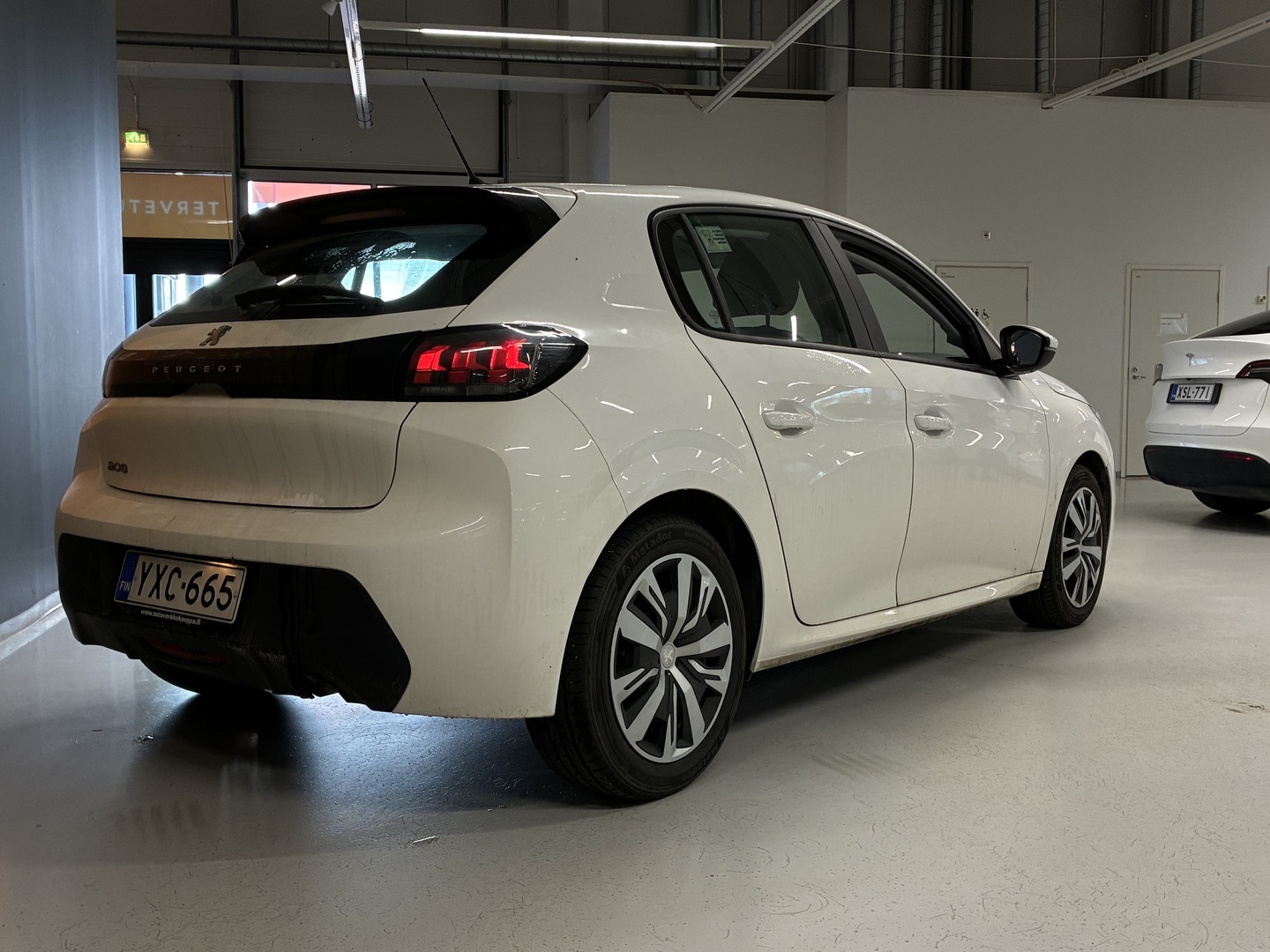PEUGEOT 208 2020