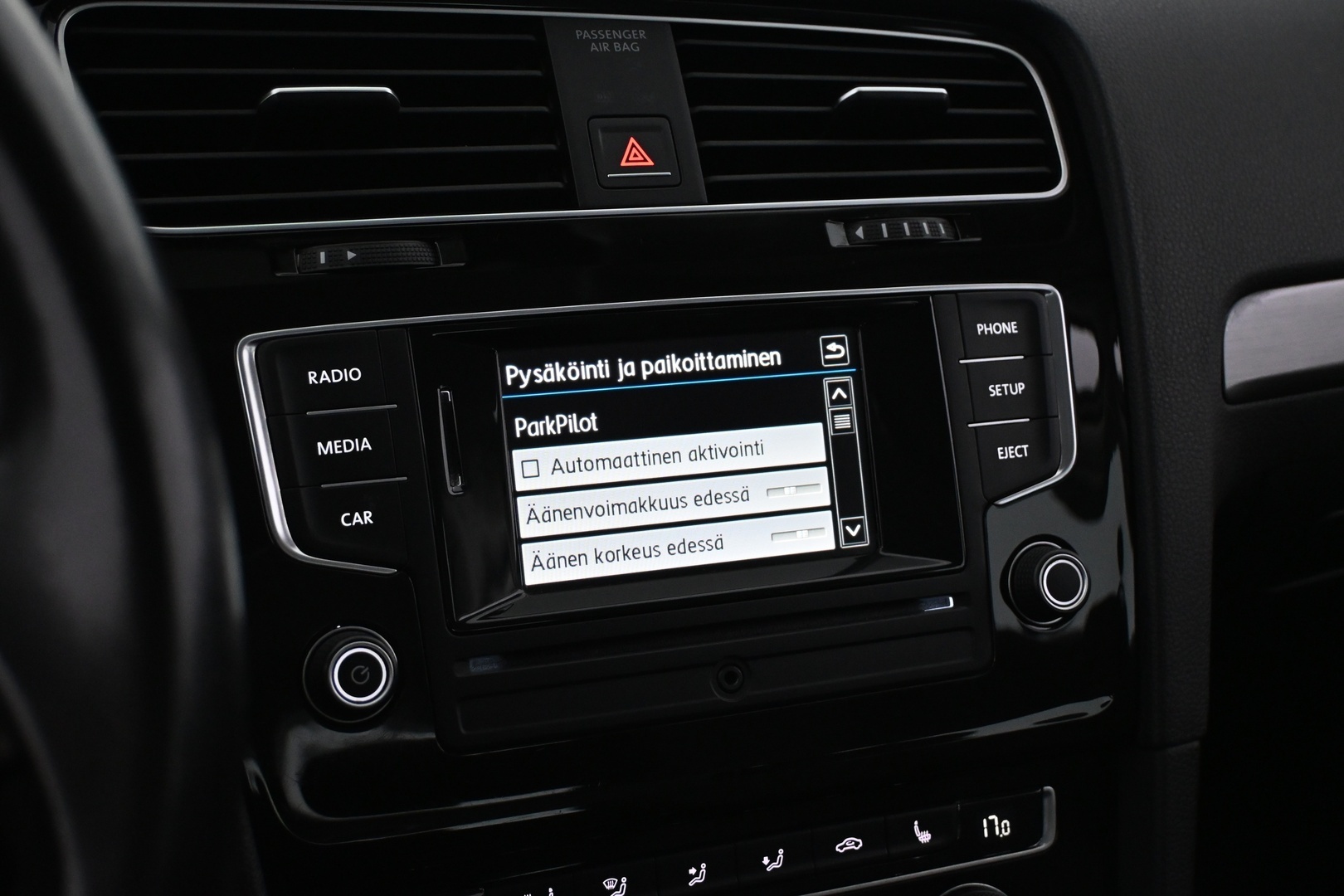 VOLKSWAGEN Golf 2017