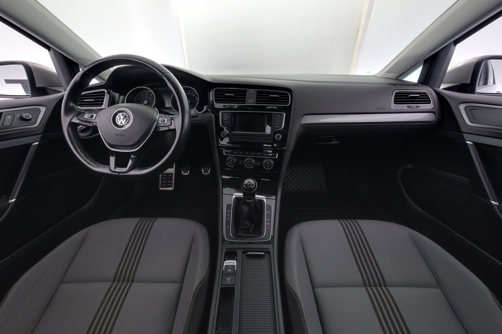 VOLKSWAGEN Golf 2017