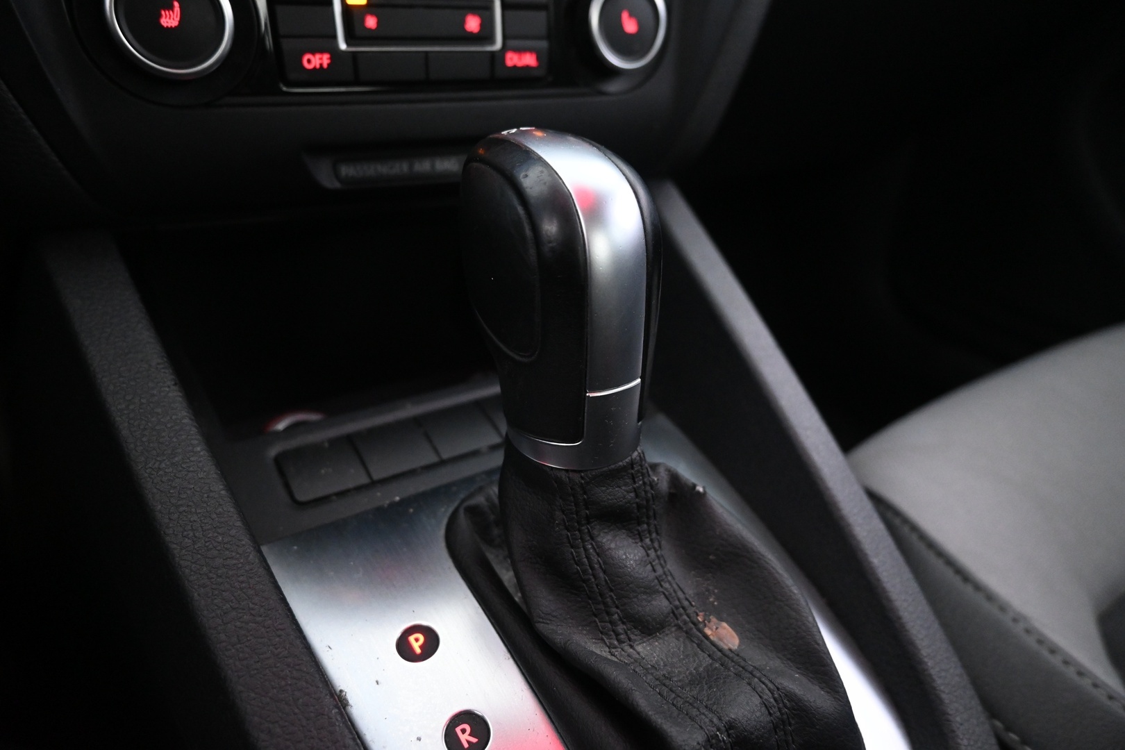 VOLKSWAGEN Jetta 2011