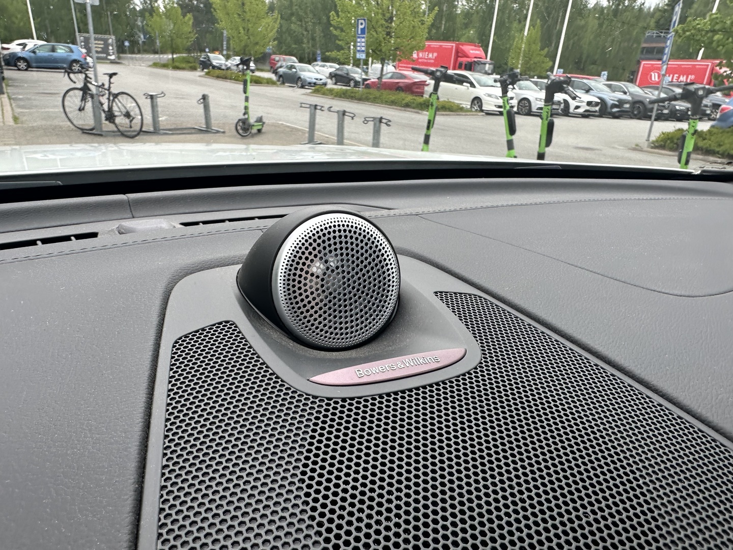 VOLVO XC60 2022
